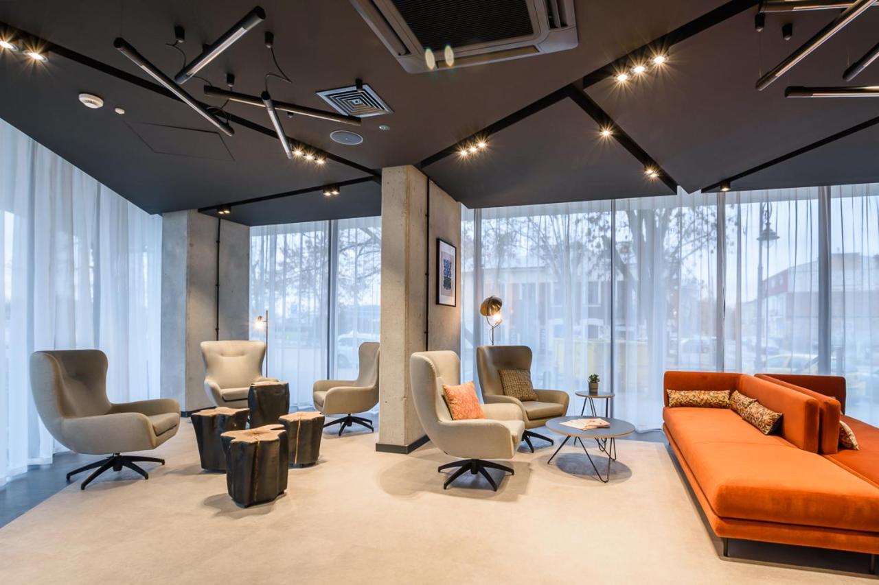Arche Hotel Lublin Buitenkant foto